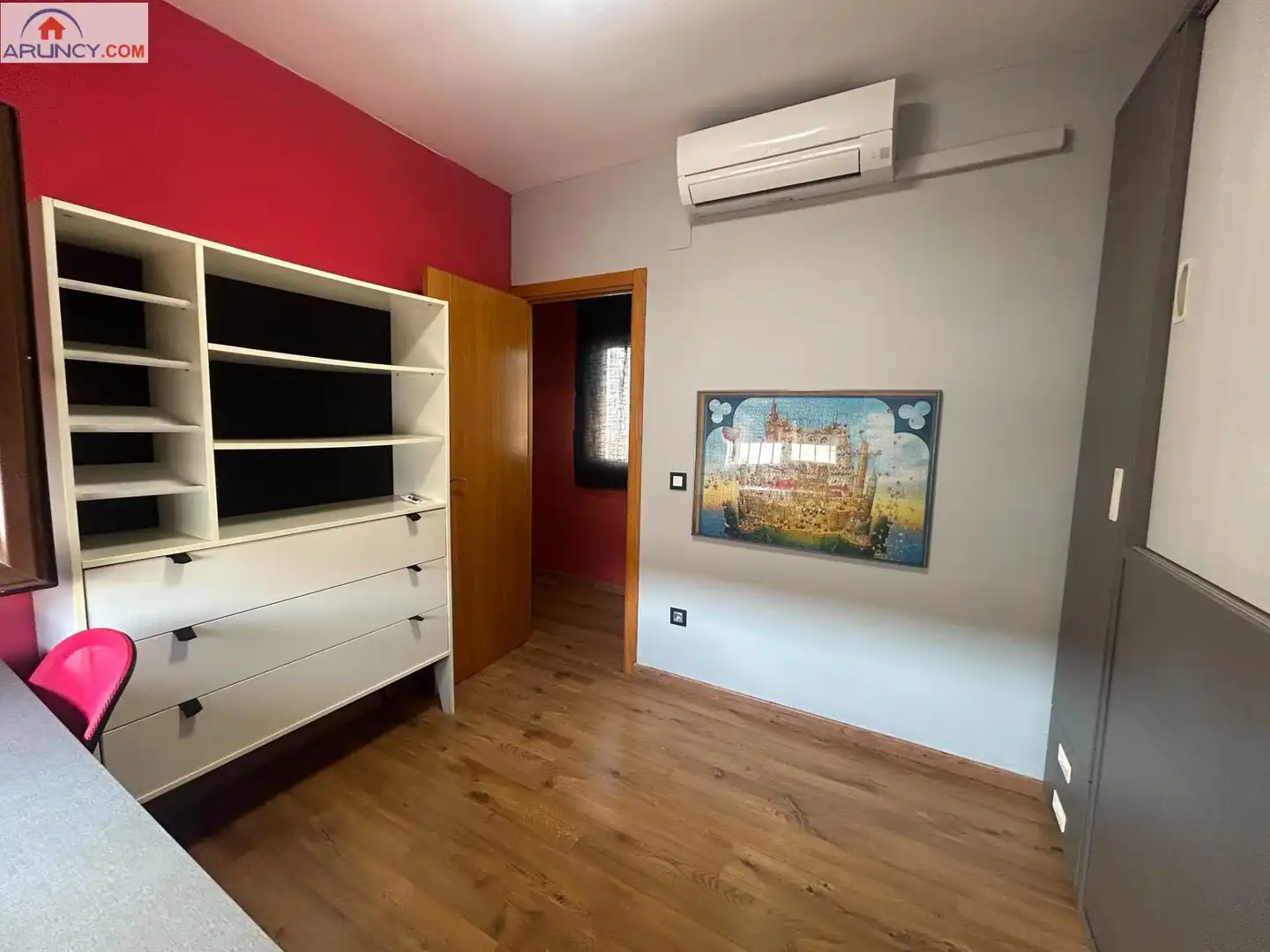 Dormitori de Casa adosada de lloguer en Alcalá de Guadaira amb Aire condicionat, Jardí privat i Terrassa