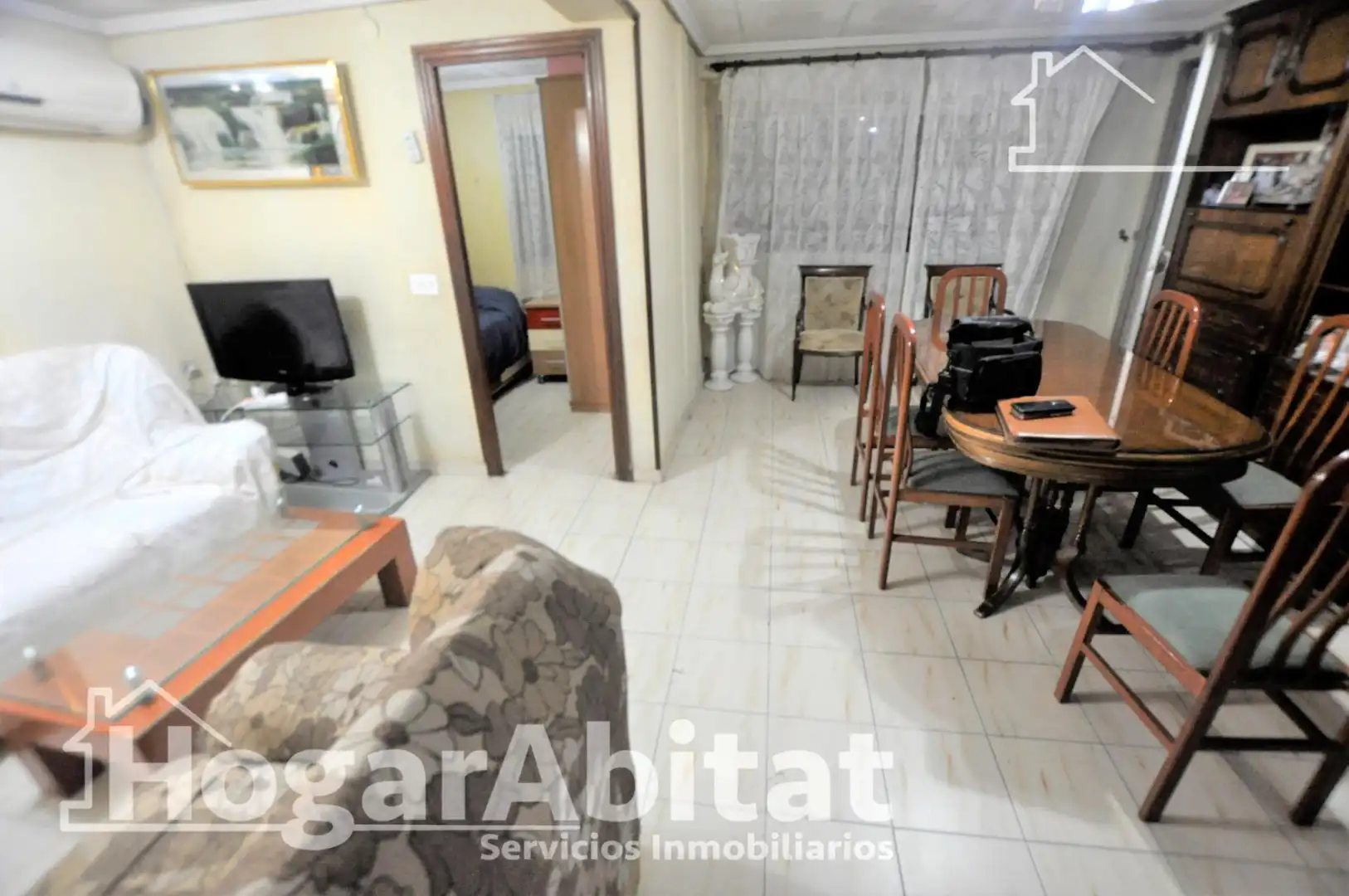 Living room of Flat for sale in Valencia  with Air Conditioner, Heating and Terrace