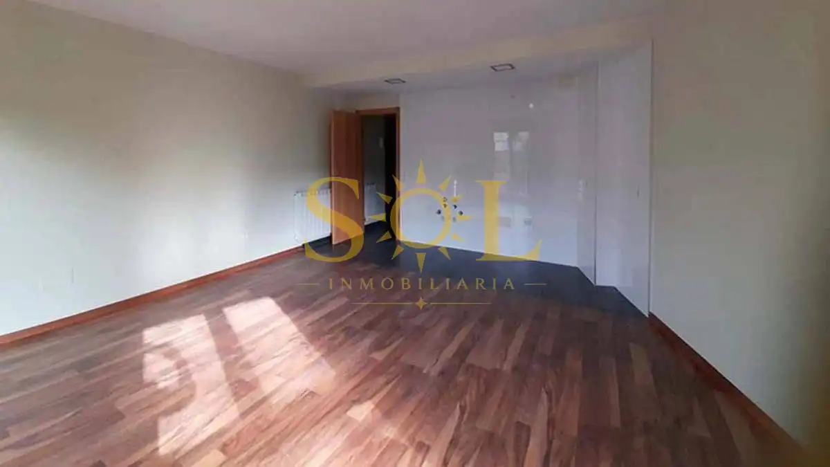 Dúplex en venta en Puebla de Lillo con Calefacción, Parquet y Terraza