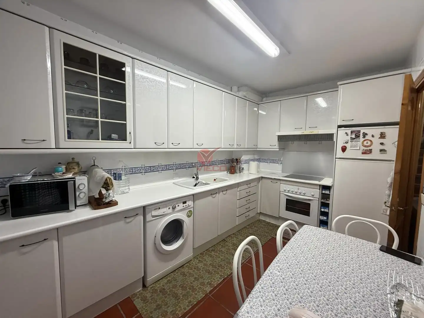Cuina de Casa o xalet en venda en Reyes Católicos - Paseo San Antonio
