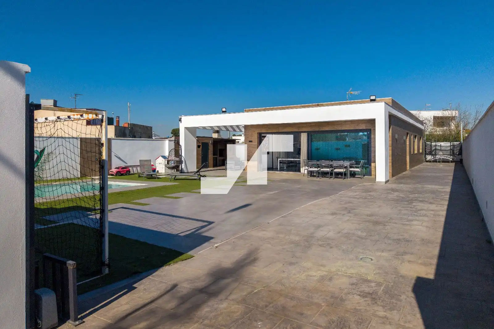 Außenansicht von Haus oder Chalet zum Verkauf in Vila-real mit Klimaanlage, Heizung und Abstellraum