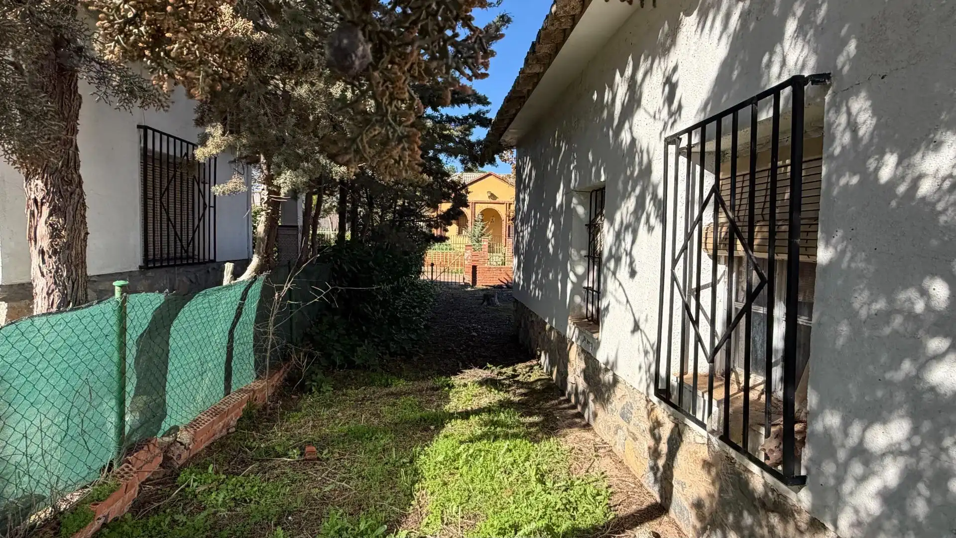 Detached house with garden for sale in Villafranca de los Caballeros, imagen 23