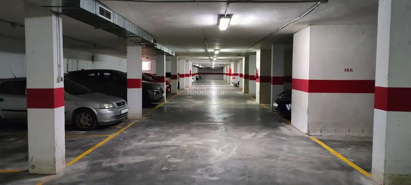 Aparcamiento en alquiler en Calle Pedáneo Blas Galián 3