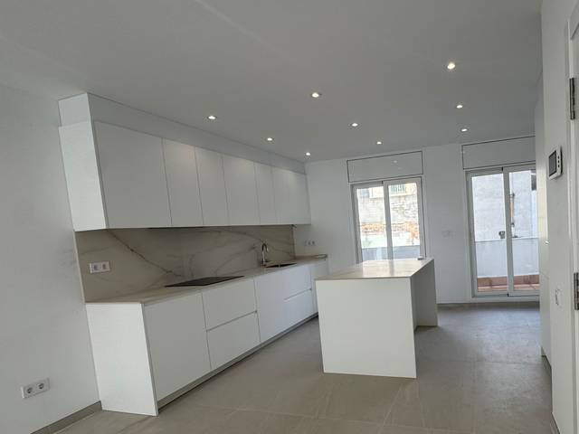 Casa adosada en Venta en Carrer Ponent en Can Fatjó - Sant Jordi Park - Plana del Castell