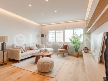Piso con ascensor en venta en Chamberí