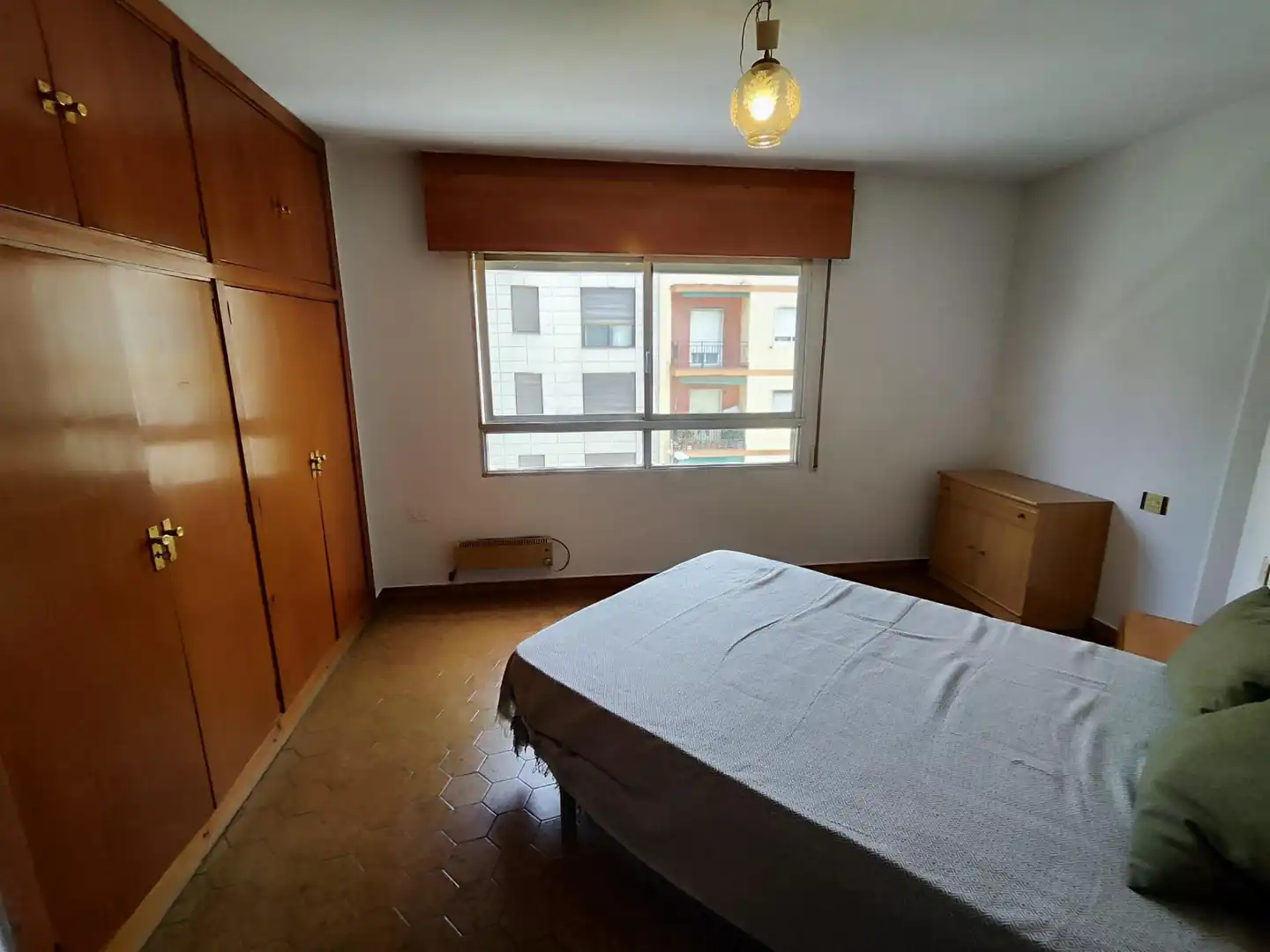 Schlafzimmer von Wohnung zur Miete in Granada