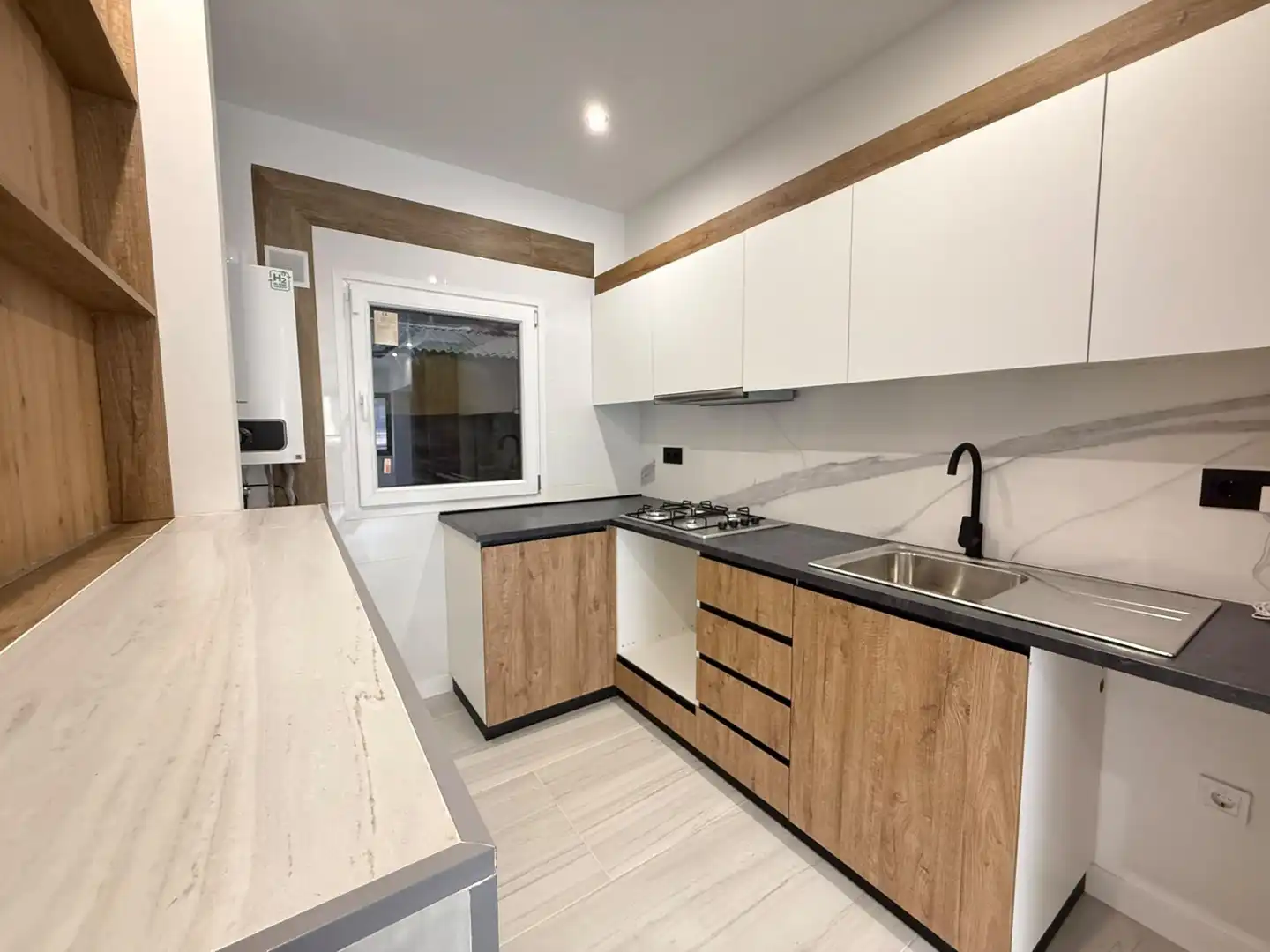 Küche von Wohnung zum Verkauf in Manresa mit Heizung