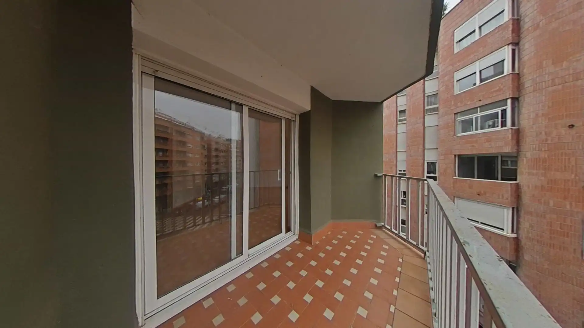 Terraza de Piso en venta en Terrassa con Calefacción