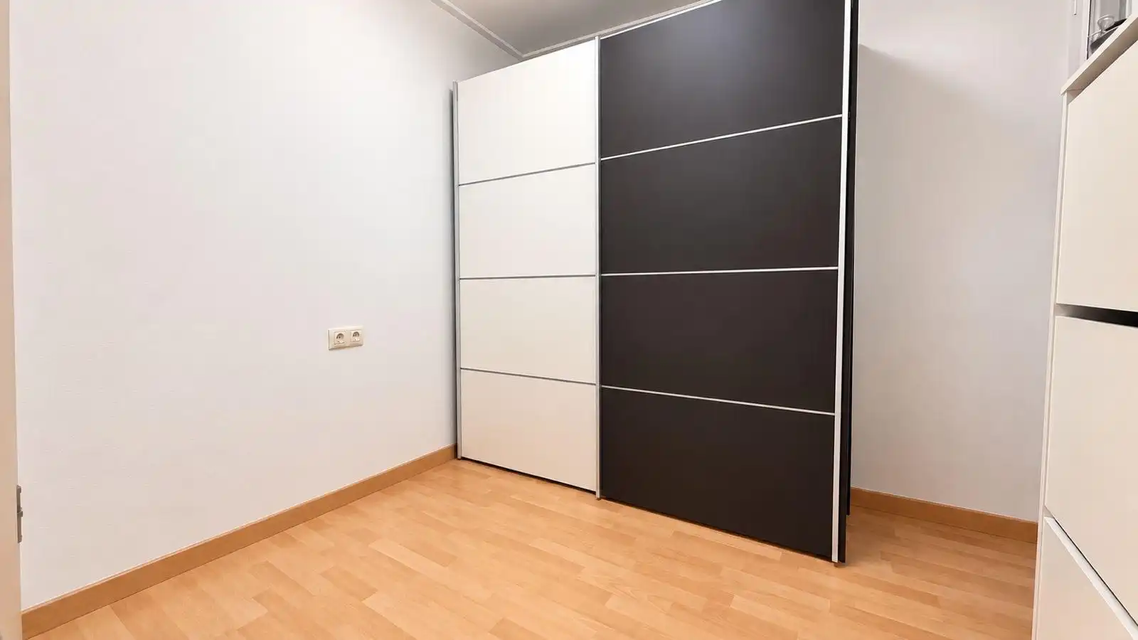 Bedroom of Flat for sale in Elche / Elx  with Air Conditioner, Parquet flooring and Furnished