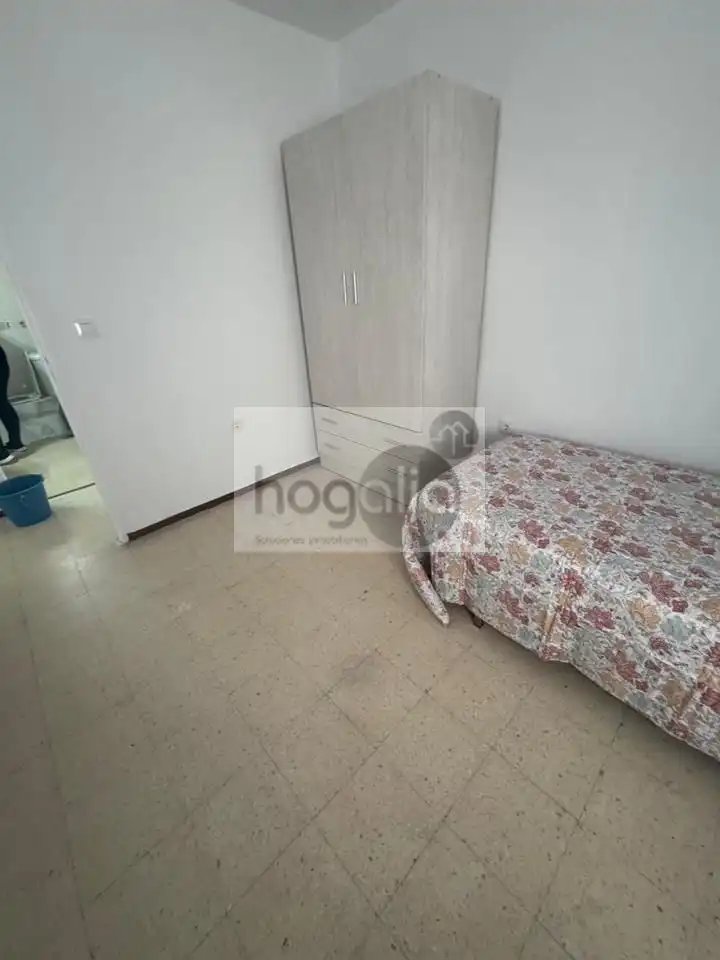Wohnung zur Miete in Juan XXIII - Rochelambert