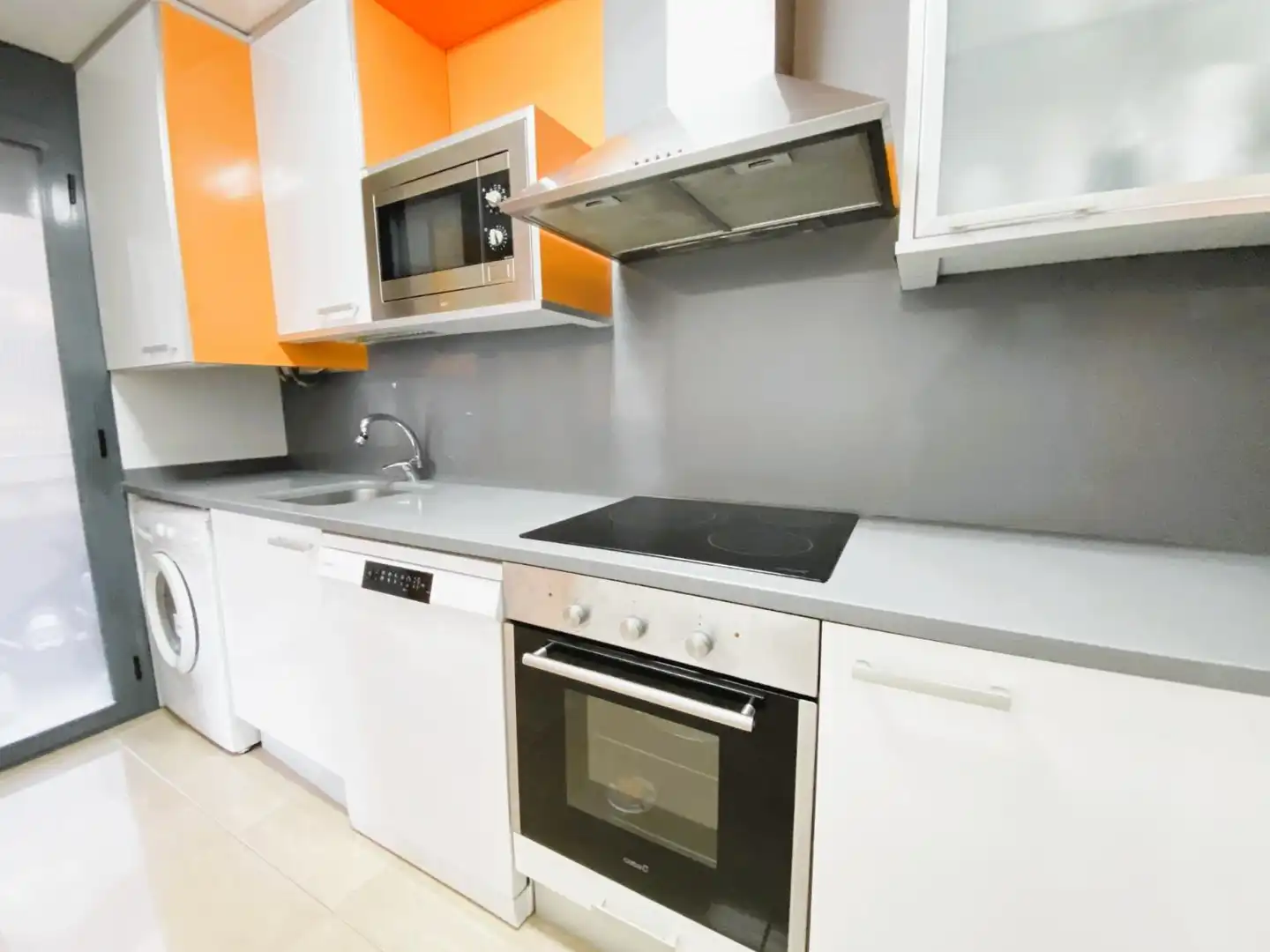 Piso con terraza en venta en Carrer XALET DEL BAU, imagen 9
