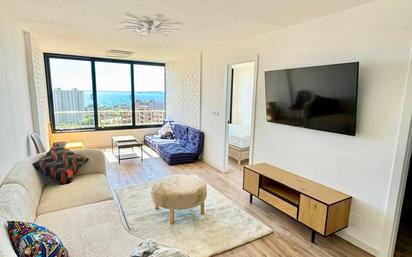 Sala d'estar de Apartament de lloguer en Alicante / Alacant amb Aire condicionat i Terrassa