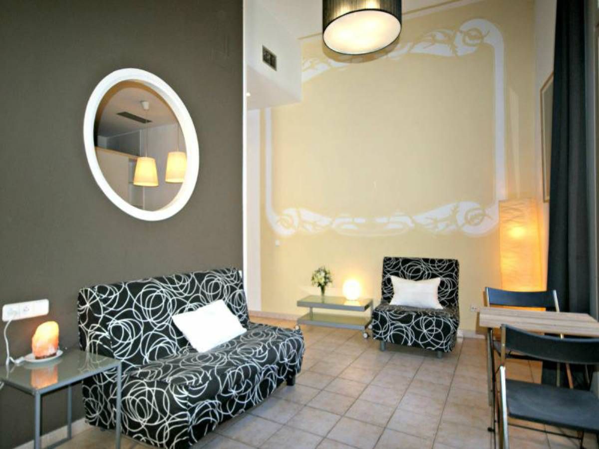 Flat to rent in  Barcelona Capital  with Air Conditioner, Heating and Terrace