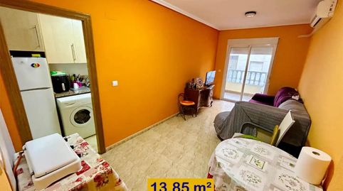 Foto 3 de Piso en venta en Calle Bergantin, 45, Avenida Habaneras - Curva de Palangre, Torrevieja