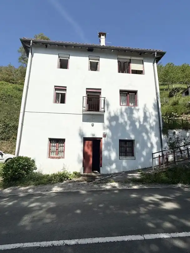 Vista exterior de Casa o xalet en venda en Elgoibar amb Balcó