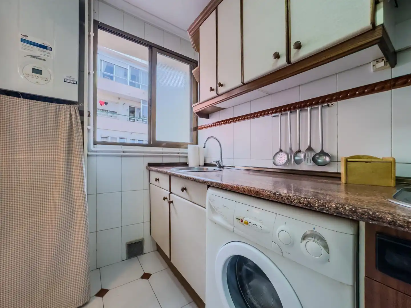 Cuina de Àtic en venda en Santander amb Calefacció, Terrassa i Moblat