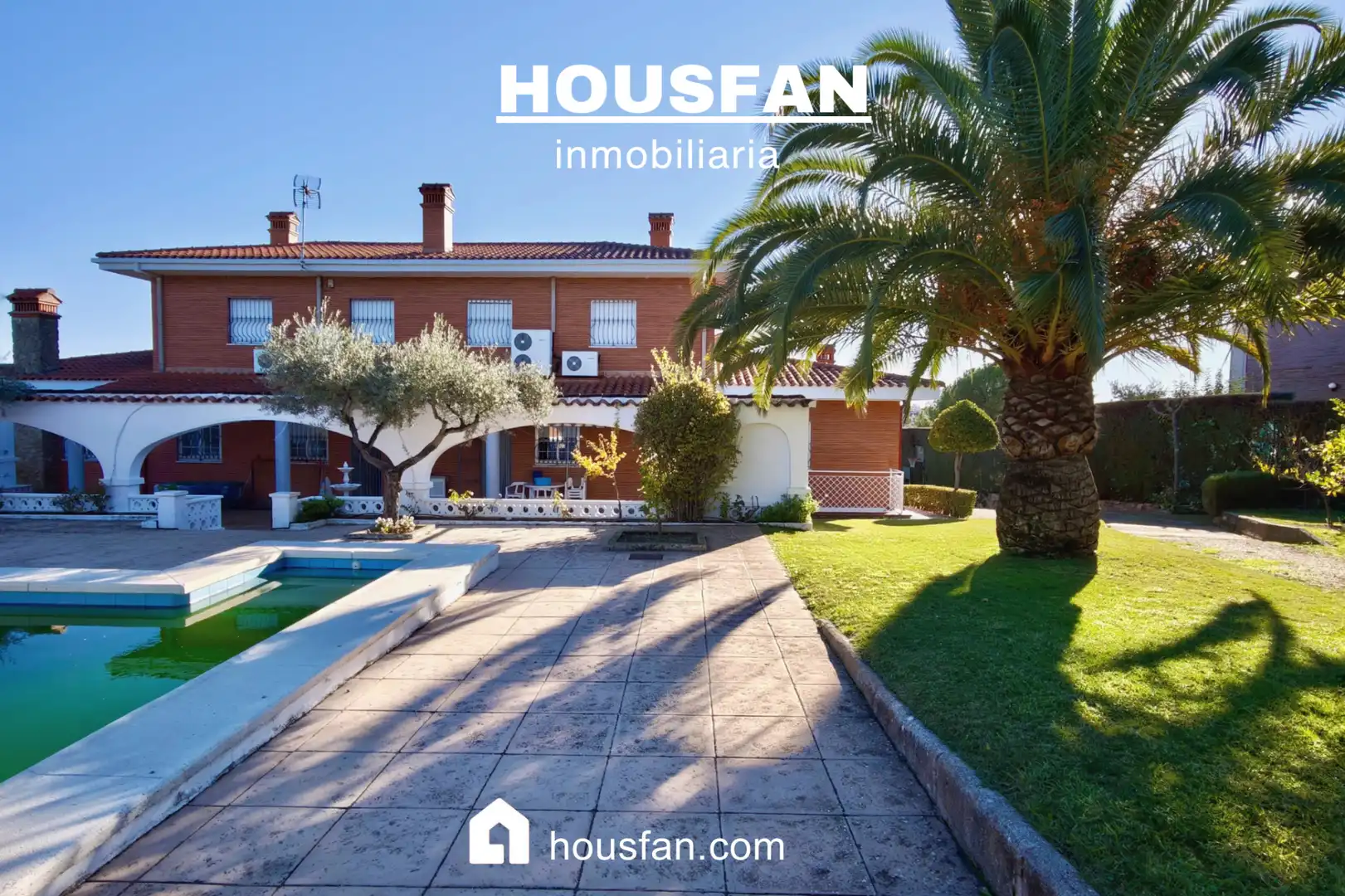 Exterior view of Houses for sale in Cáceres  with Air Conditioner, Heating and Private garden