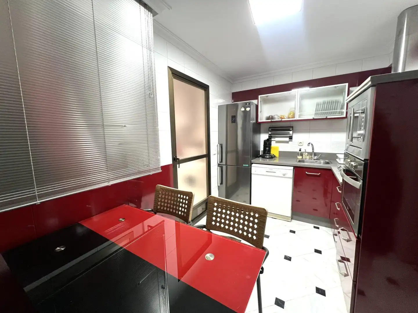Kitchen of Flat for rent in Córdoba
