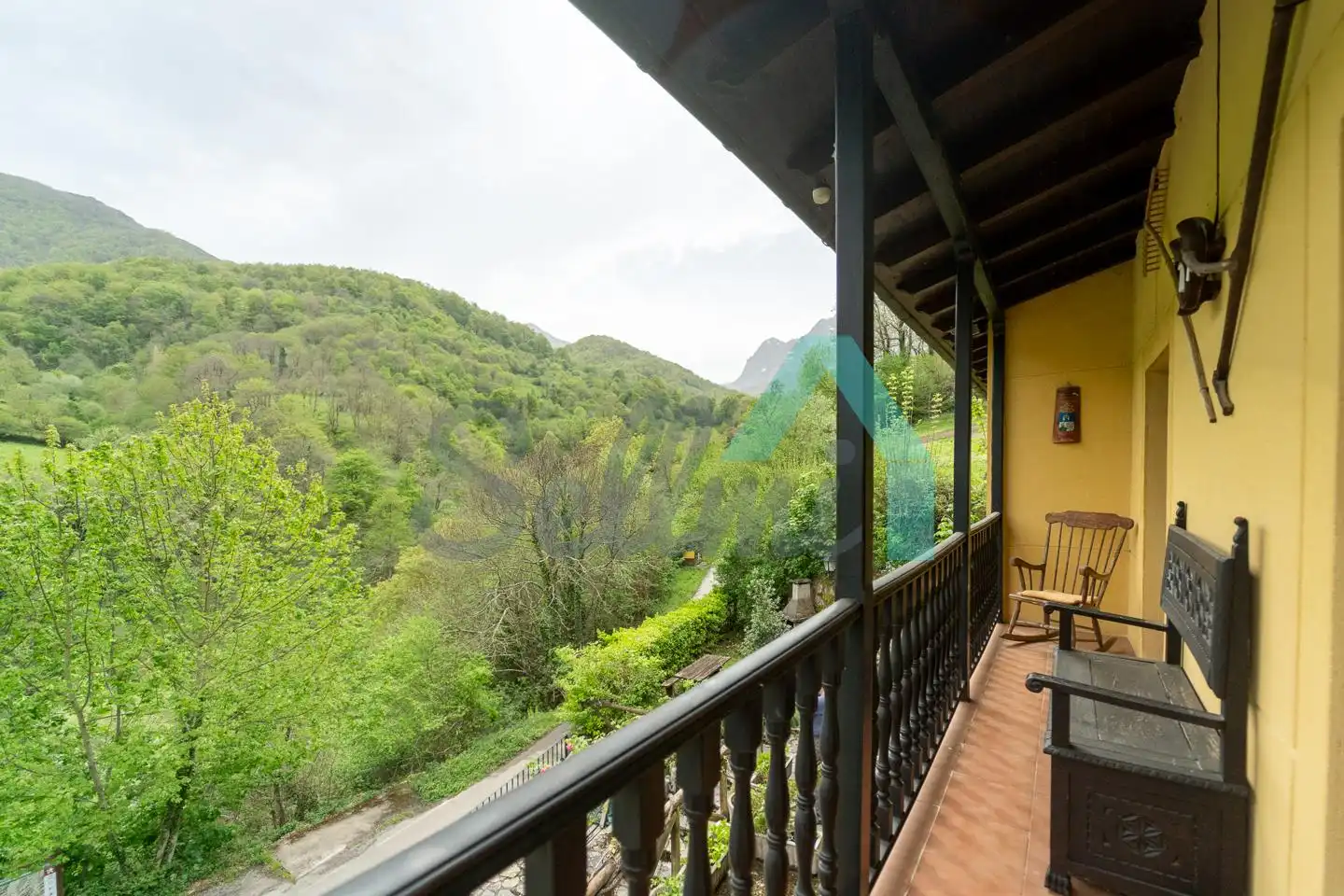 Terraza de Casa o chalet en venta en Quirós con Calefacción, Jardín privado y Terraza