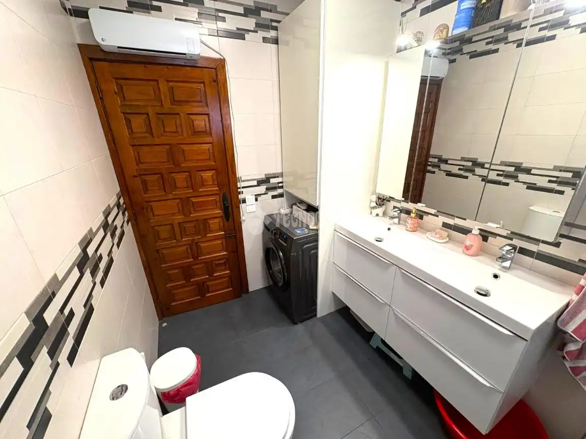 Bany de Casa o xalet en venda en Zaragoza amb Aire condicionat, Calefacció i Terrassa