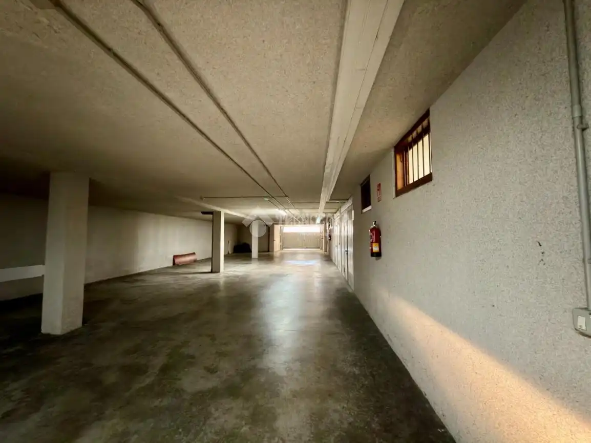 Parking of Detached homes for sale in Camargo