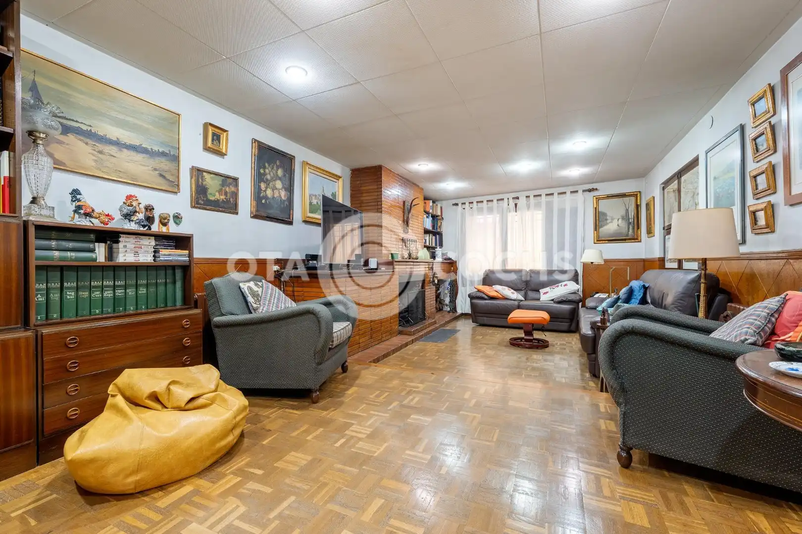 Sala de estar de Finca rústica en venta en Botarell con Aire acondicionado, Calefacción y Terraza