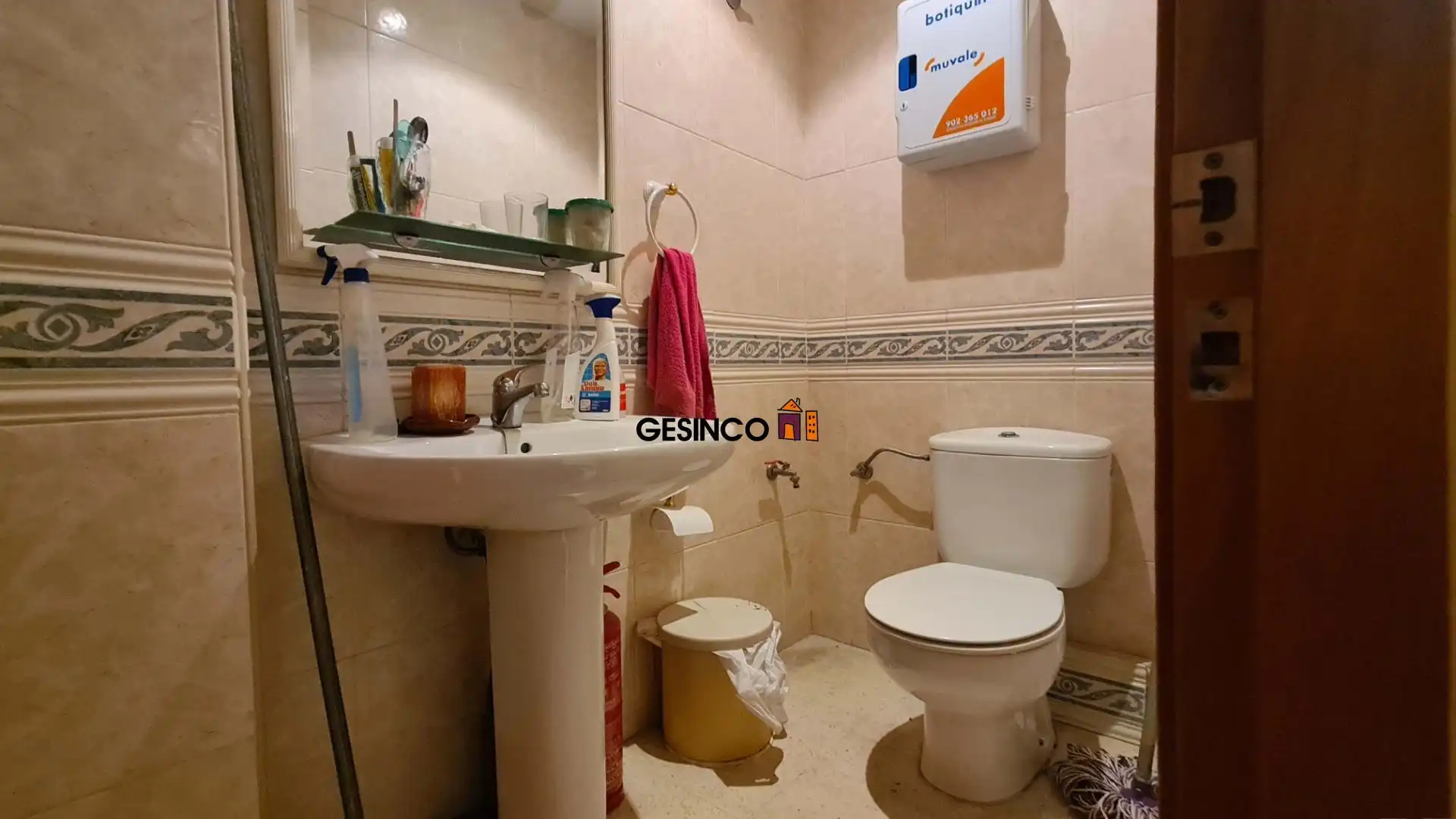Locale commerciale in vendita a Calle de Josep Melcior Gomis 25, imagen 6