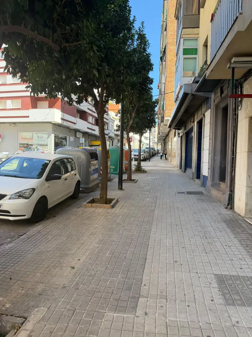 Business premises for sale in Bajadilla - Fuente Nueva