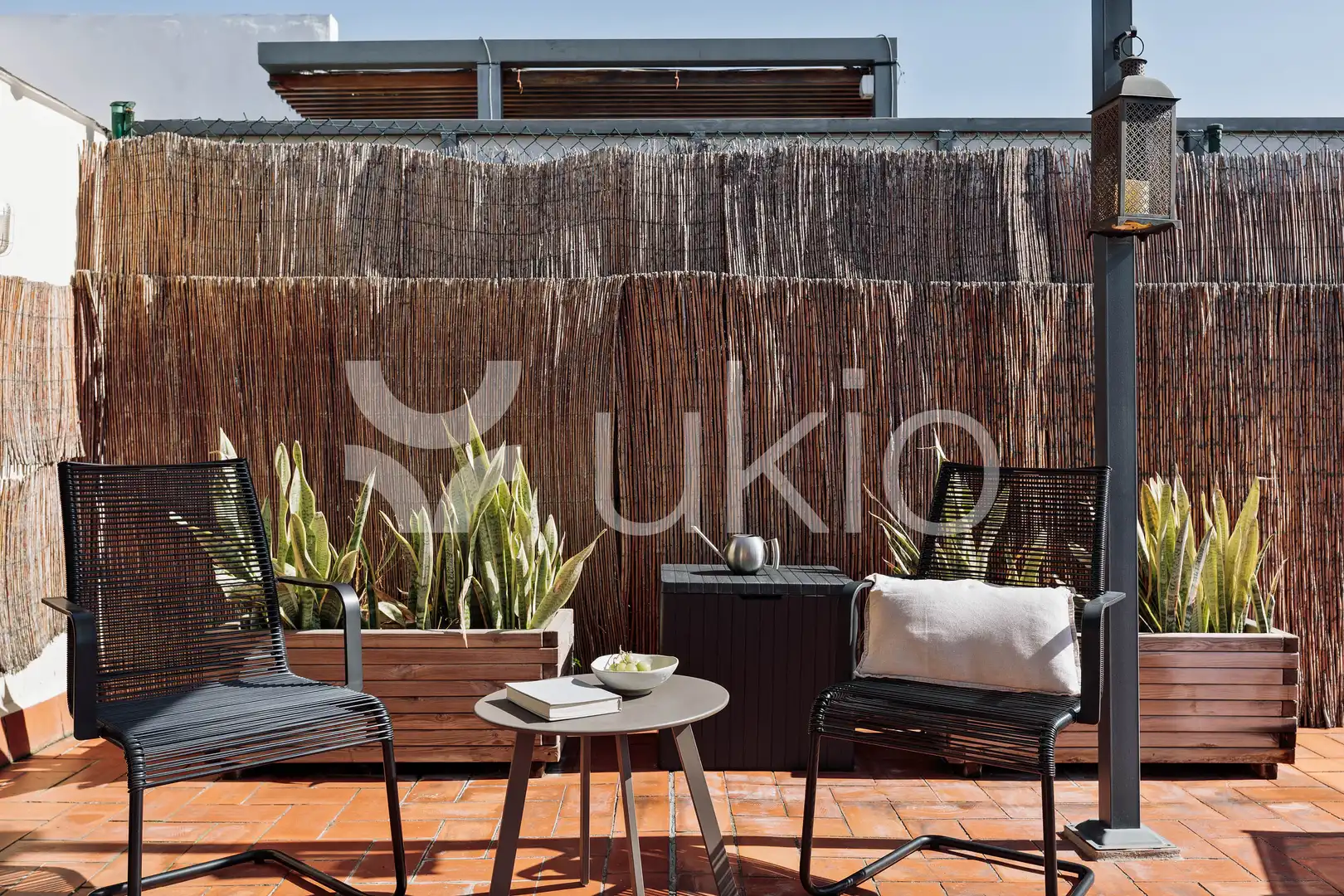 Terrasse von Dachboden zur Miete in Barcelona mit Klimaanlage, Terrasse und Möbliert
