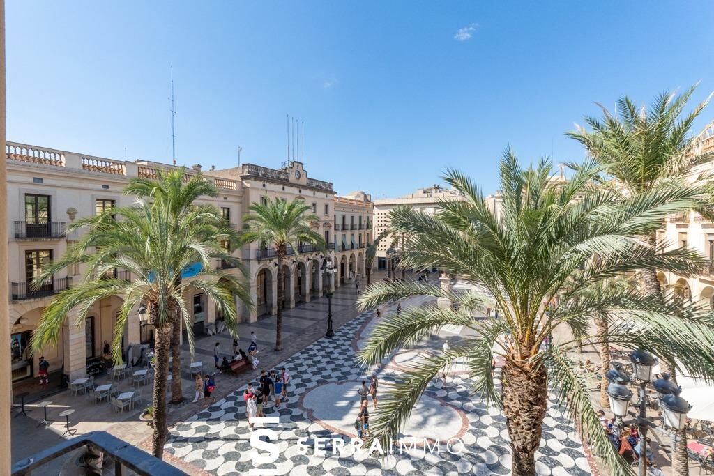 Vista exterior de Àtic en venda en Vilanova i la Geltrú amb Aire condicionat, Calefacció i Terrassa
