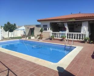 Swimming pool of Flat for sale in  Sevilla Capital  with Air Conditioner and Swimming Pool