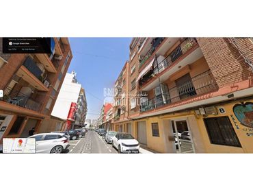 Piso con balcón en venta en Calle Giménez y Costa