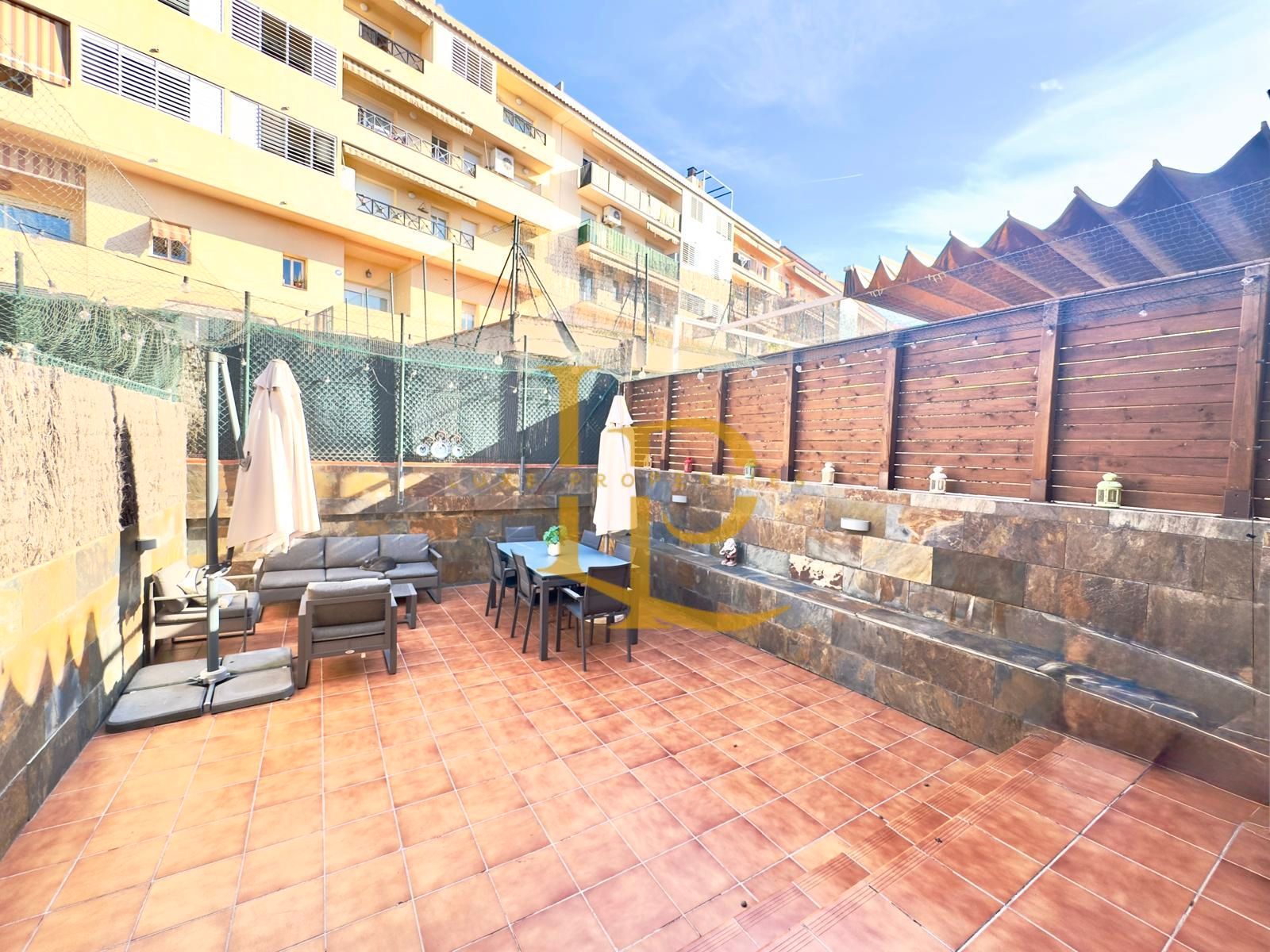 Terrace of House or chalet for sale in Rubí  with Air Conditioner, Heating and Private garden