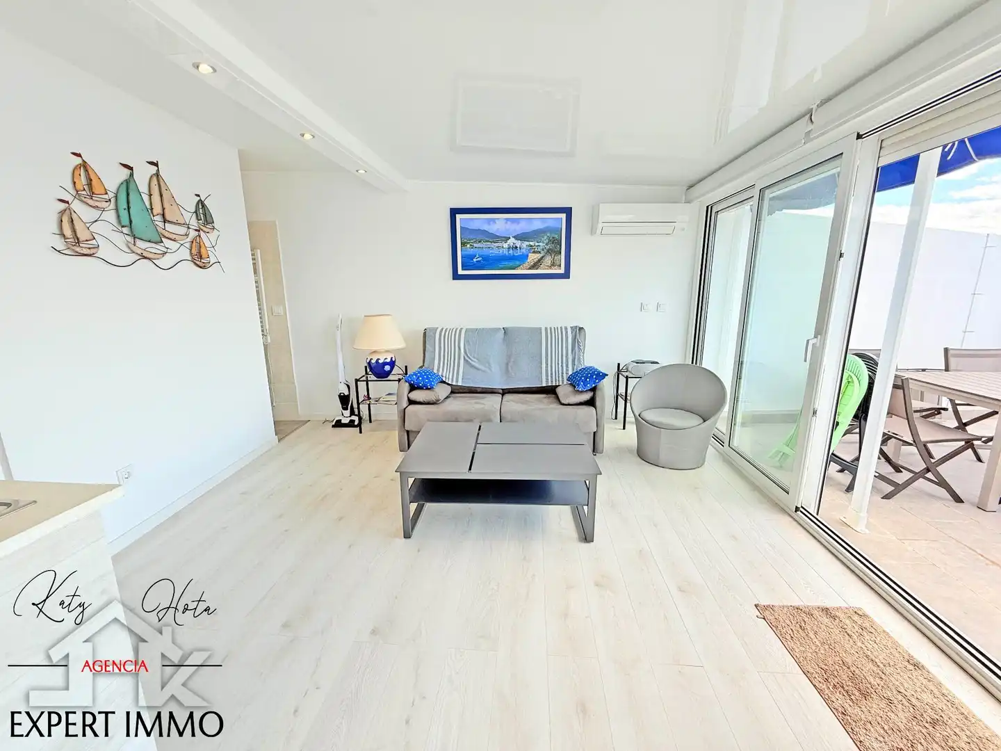 Sala de estar de Apartamento en venta en Roses con Aire acondicionado, Calefacción y Terraza