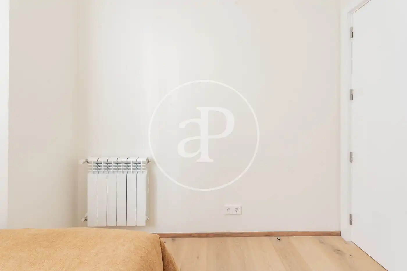 Bedroom of Flat for sale in Madrid  with Air Conditioner and Heating