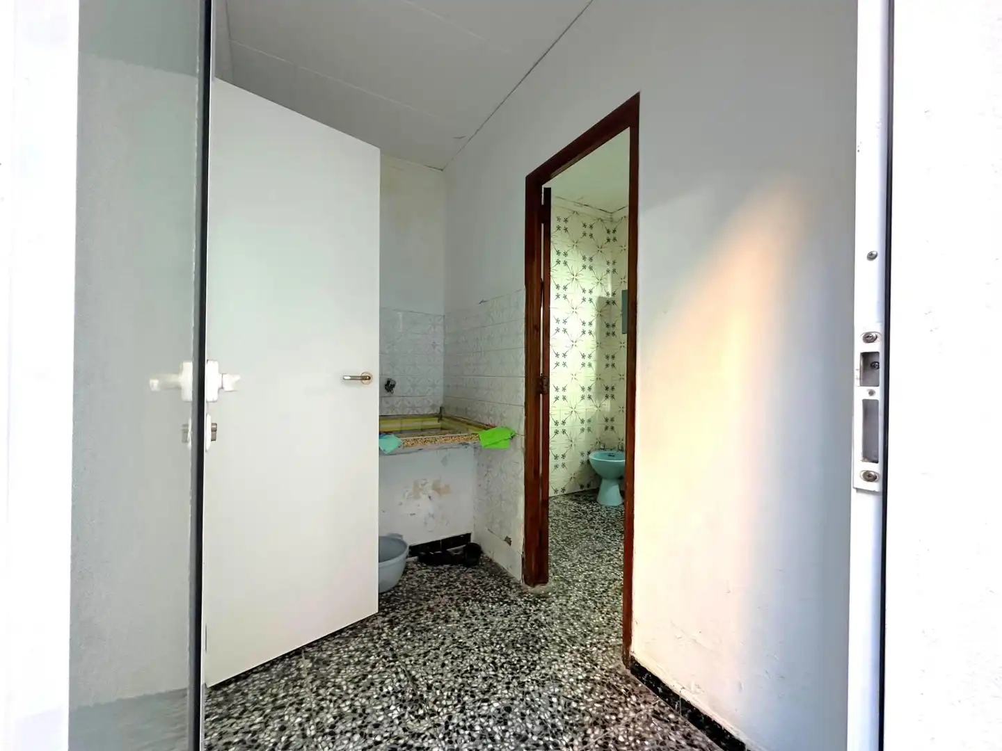 Bathroom of Houses for sale in La Pobla Llarga  with Terrace, Storage room and Balcony