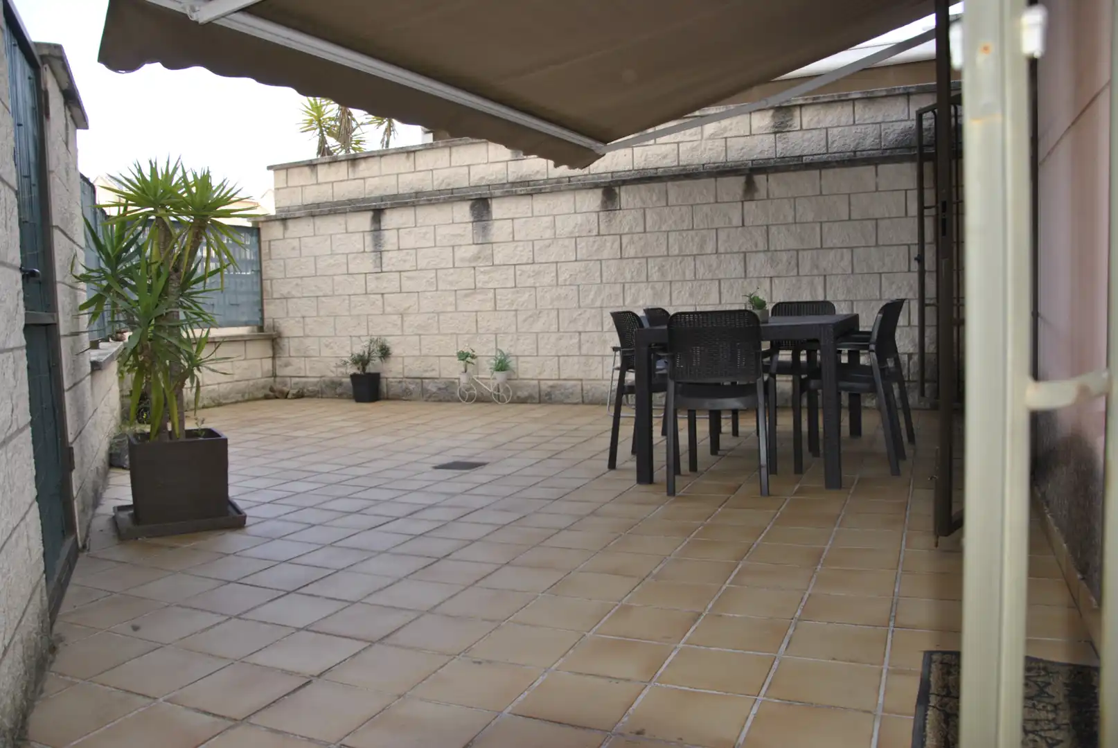 Terraza de Piso de alquiler en Plasencia con Aire acondicionado, Calefacción y Jardín privado