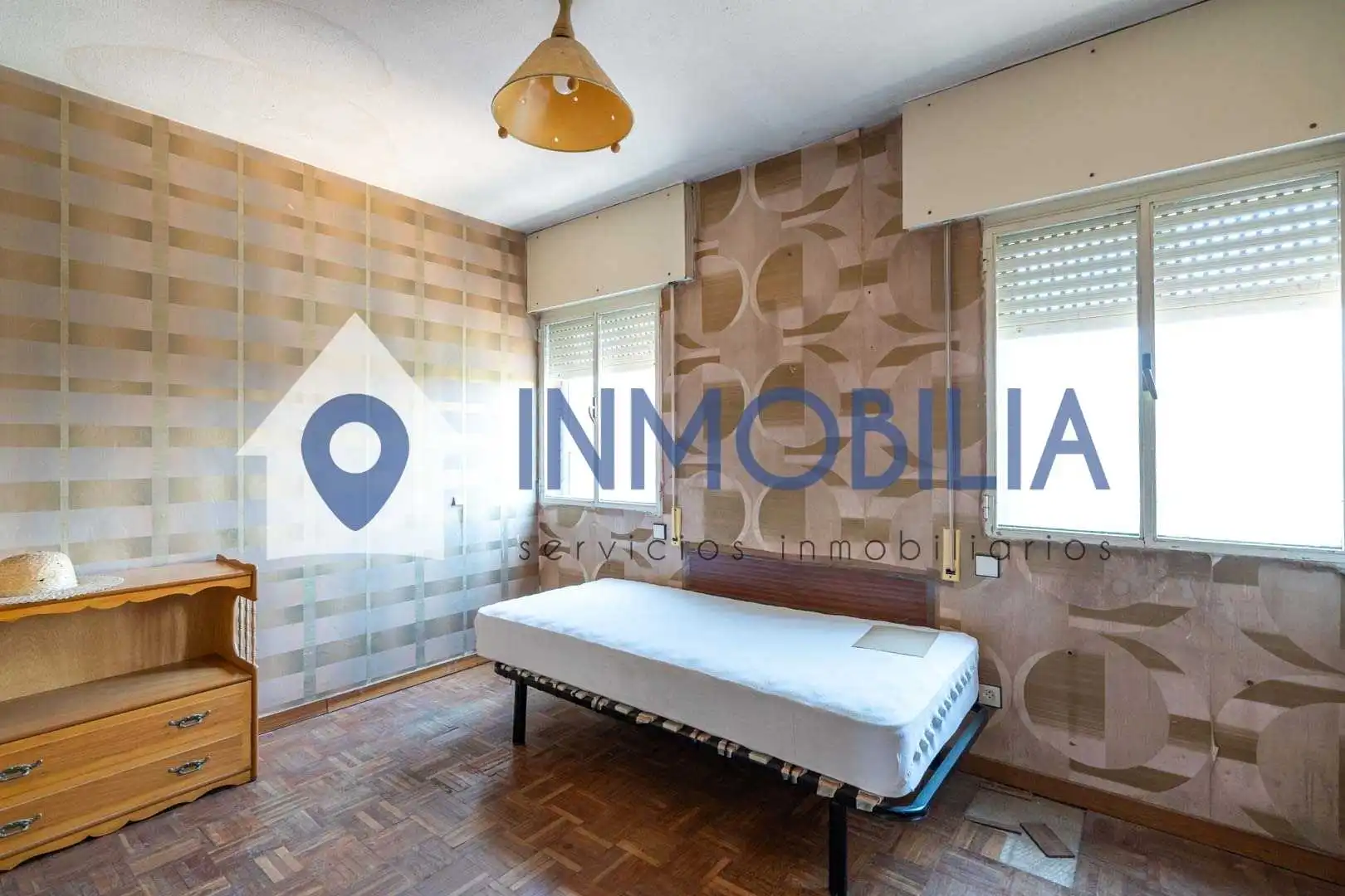 Habitación de Ático en venta en Madrid con Calefacción y Terraza