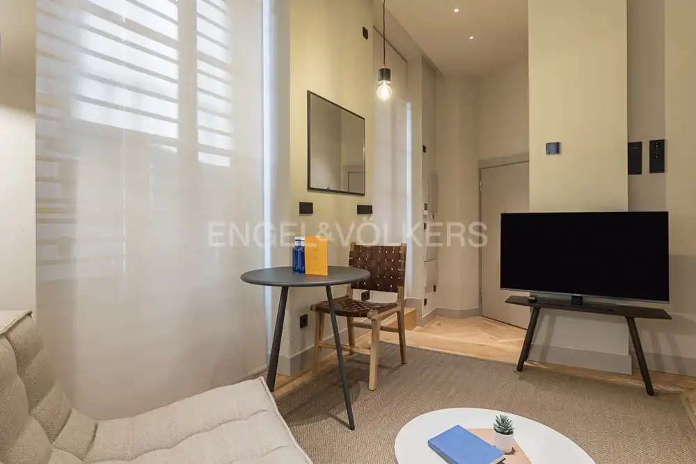 Sala de estar de Piso de alquiler en Madrid con Aire acondicionado, Calefacción y Amueblado