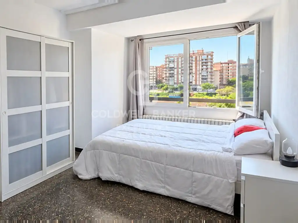 Piso con terraza en venta en Paseo Pechina, imagen 6
