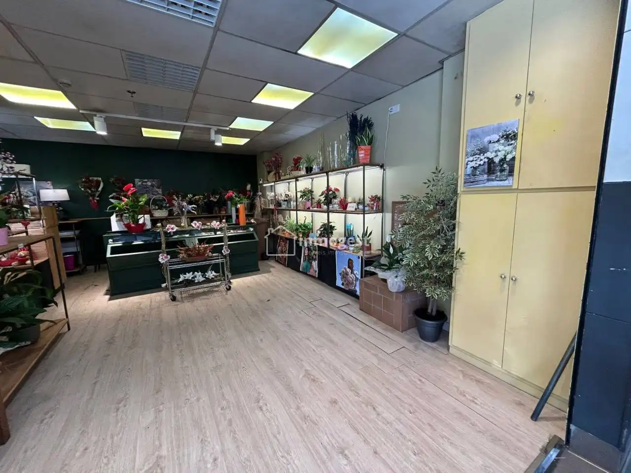 Local en venta en Girona