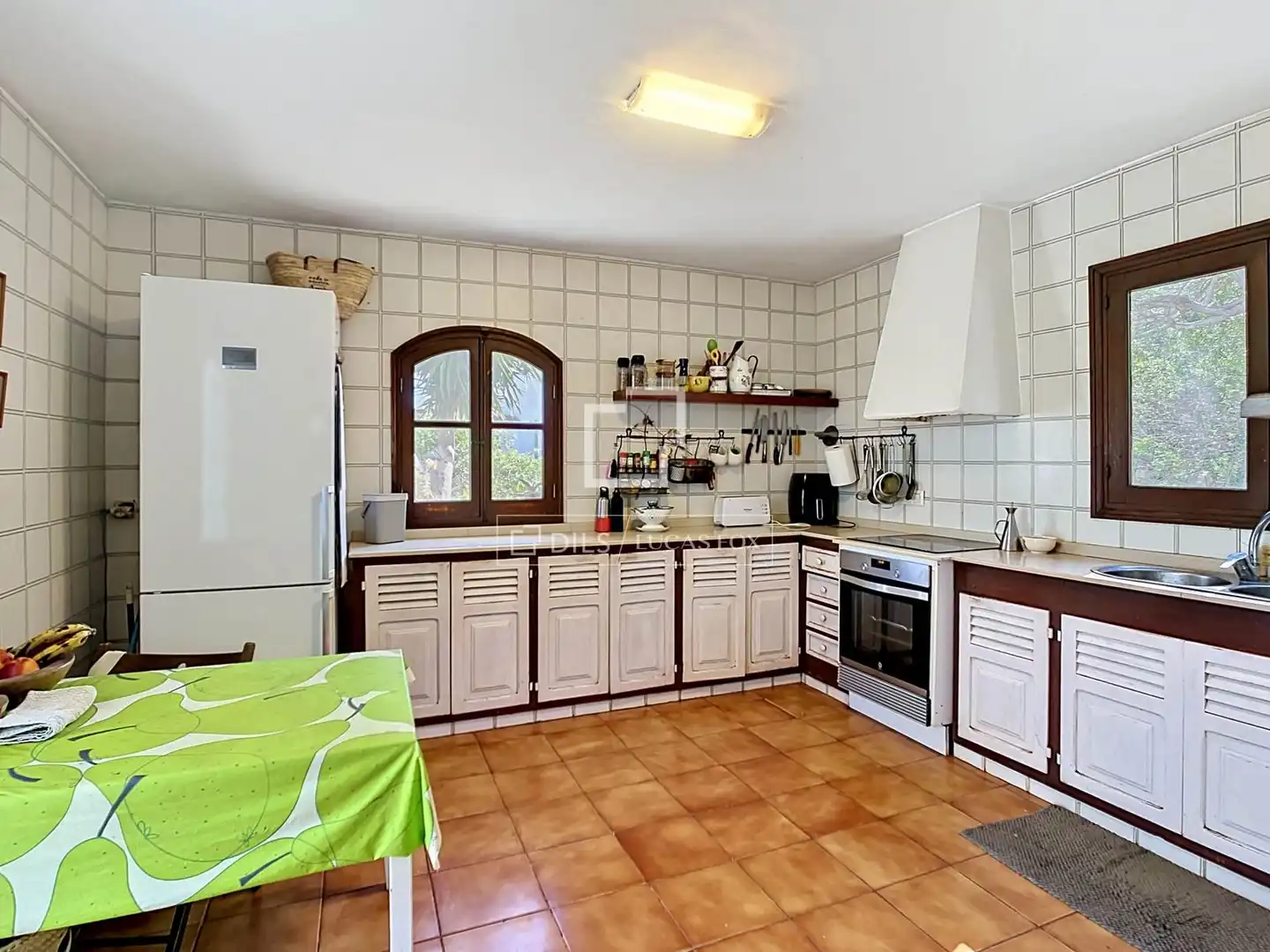 Cuina de Finca rústica en venda en Ciutadella de Menorca amb Aire condicionat, Jardí privat i Terrassa