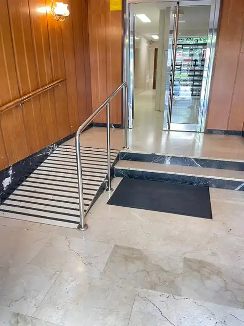 Office space with lift to rent in Calle del Puente Colgante 49, imagen 18