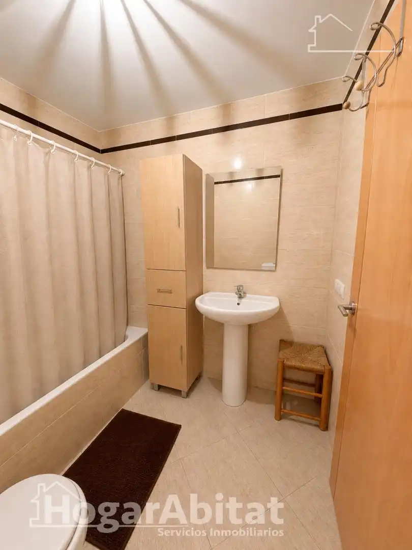 Badezimmer von Wohnung zum Verkauf in Benissa mit Abstellraum und Balkon