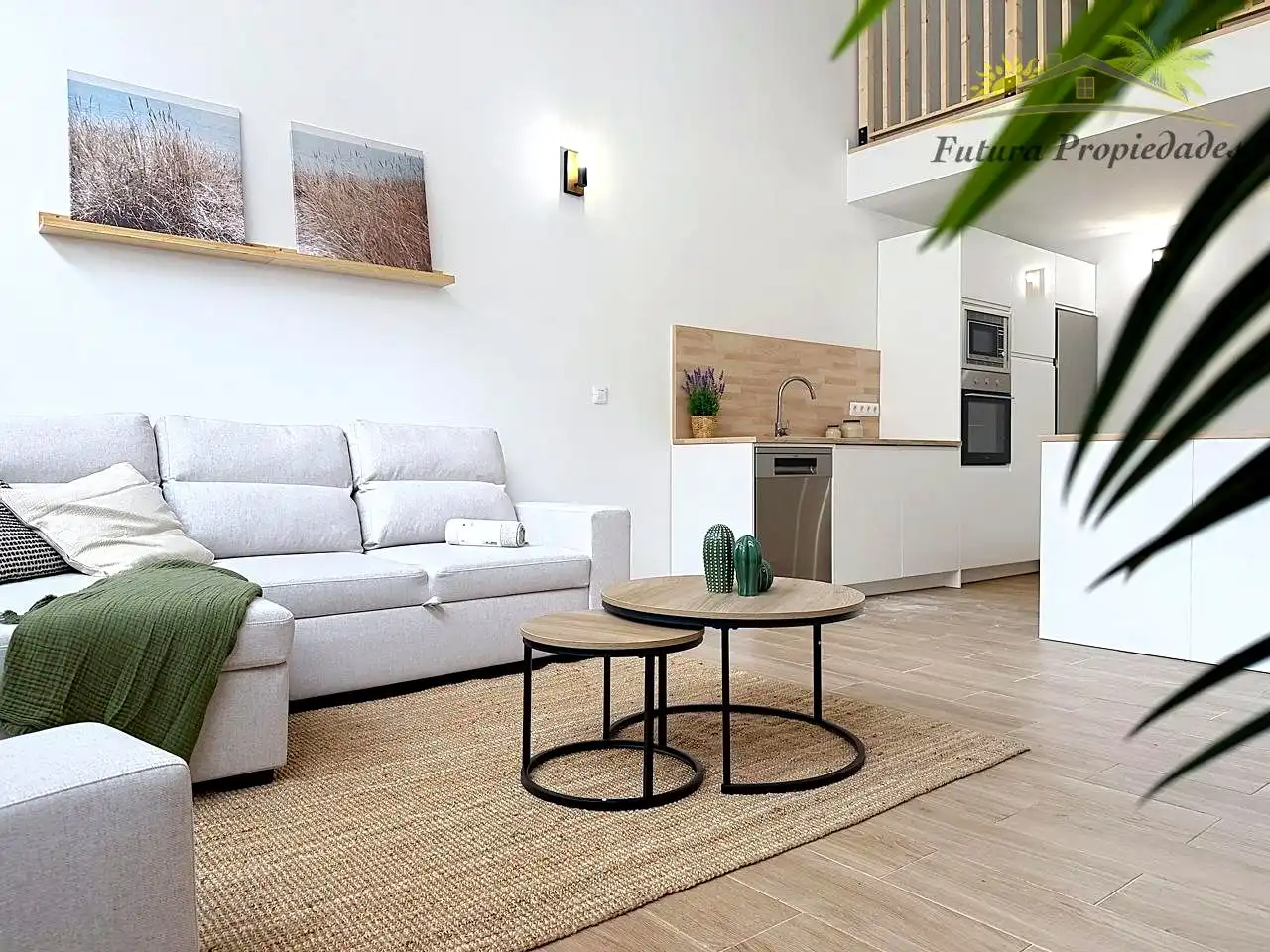 Wohnzimmer von Erdgeschoss zum Verkauf in Arrecife mit Möbliert