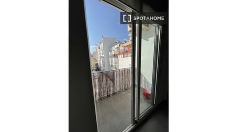 Foto 5 de Piso de alquiler en Gran Via, Valencia Capital