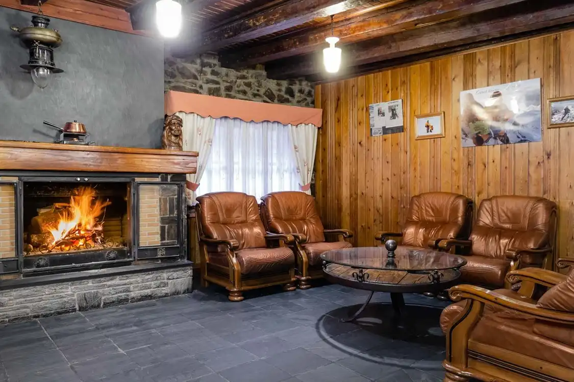Hotel for sale in Santa Coloma, imagen 9