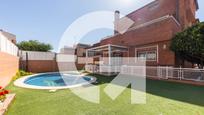 Jardí de Casa o xalet en venda en Viladecans amb Jardí privat, Terrassa i Traster