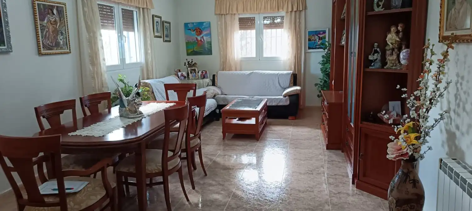 Xalet amb jardí en venda a casa doña teresa, imagen 2