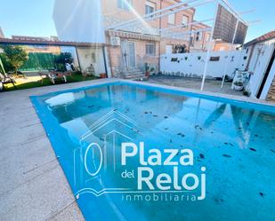 Swimming pool of Single-family semi-detached for sale in Segurilla  with Air Conditioner, Heating and Private garden